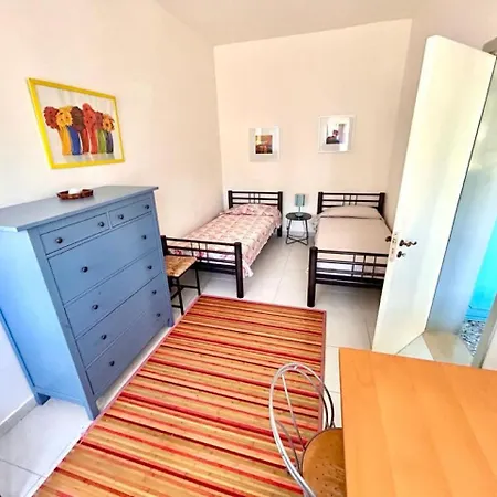 Renata, Bellissima Con Terrazzo Vista Mare E Inclusa Numana