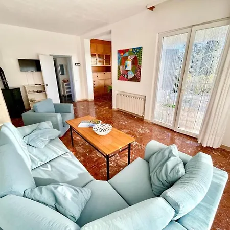 Renata, Bellissima Con Terrazzo Vista Mare E Inclusa Numana