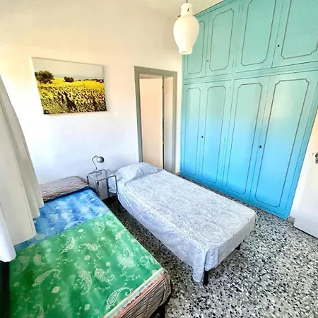 Villa Renata, Bellissima Villa Con Terrazzo Vista Mare E Spiaggia Inclusa *
