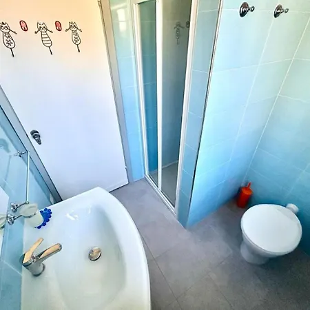 Villa Renata, Bellissima Villa Con Terrazzo Vista Mare E Spiaggia Inclusa